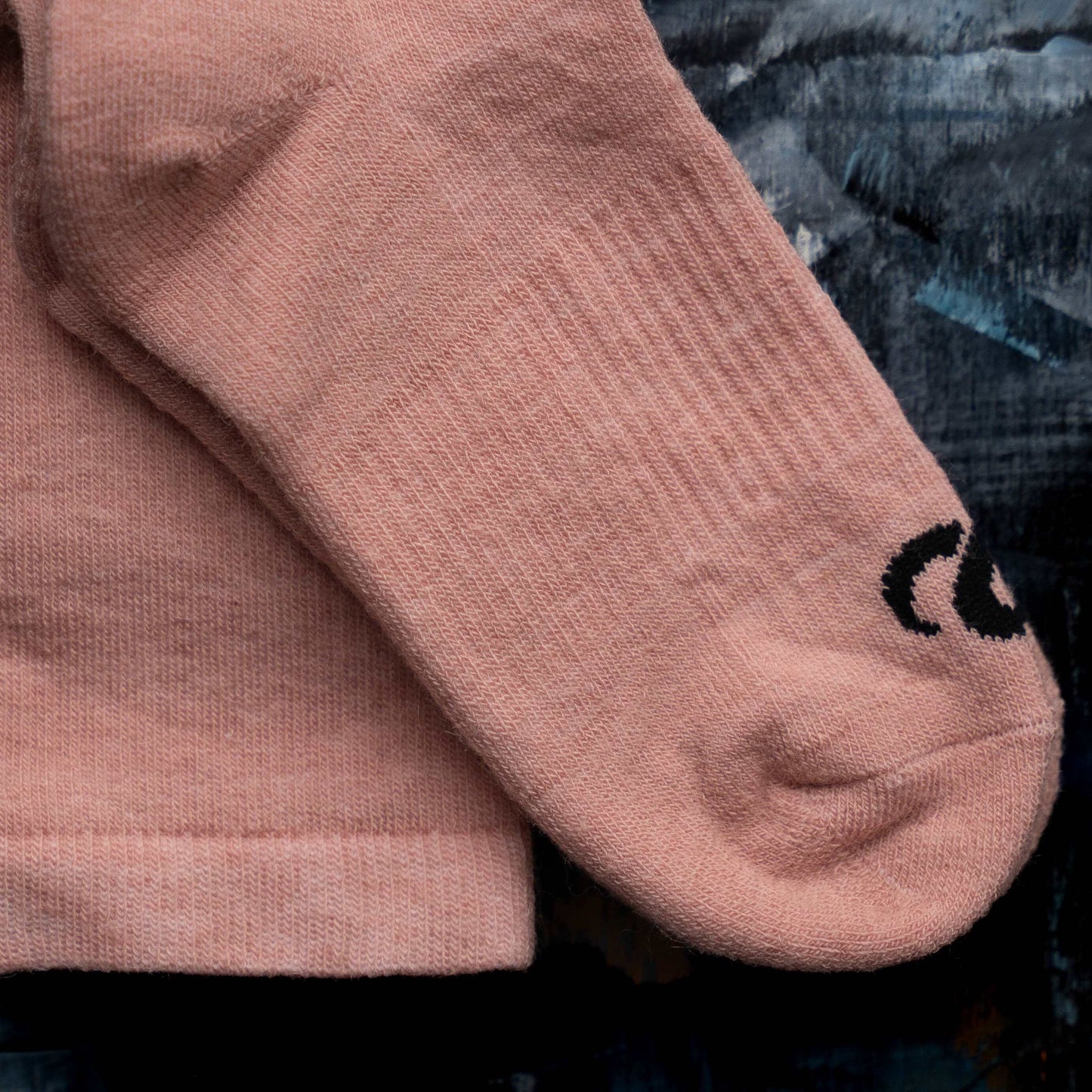 Solid Color Everyday Crew Sock (+7 colors)