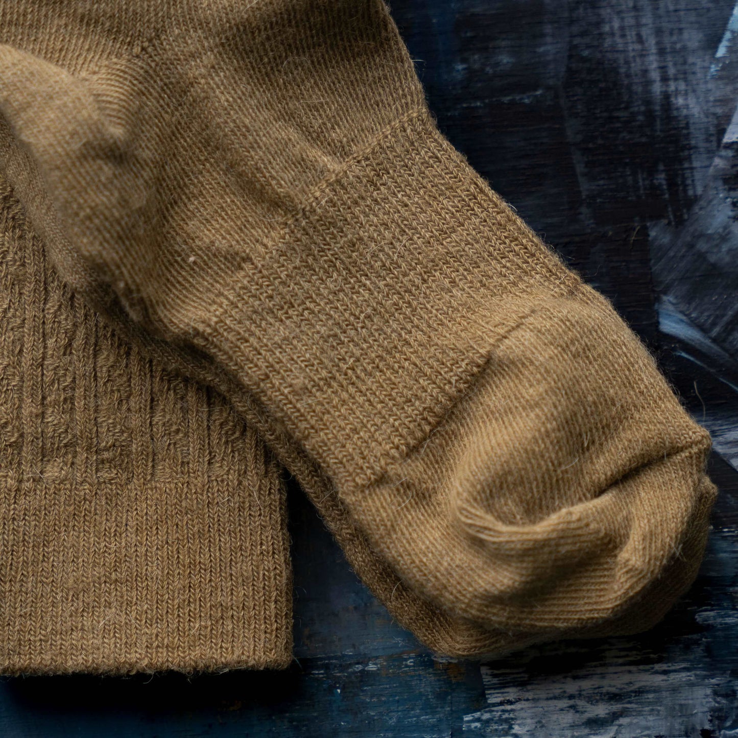 Botanically Dyed Cable Knit Crew Sock